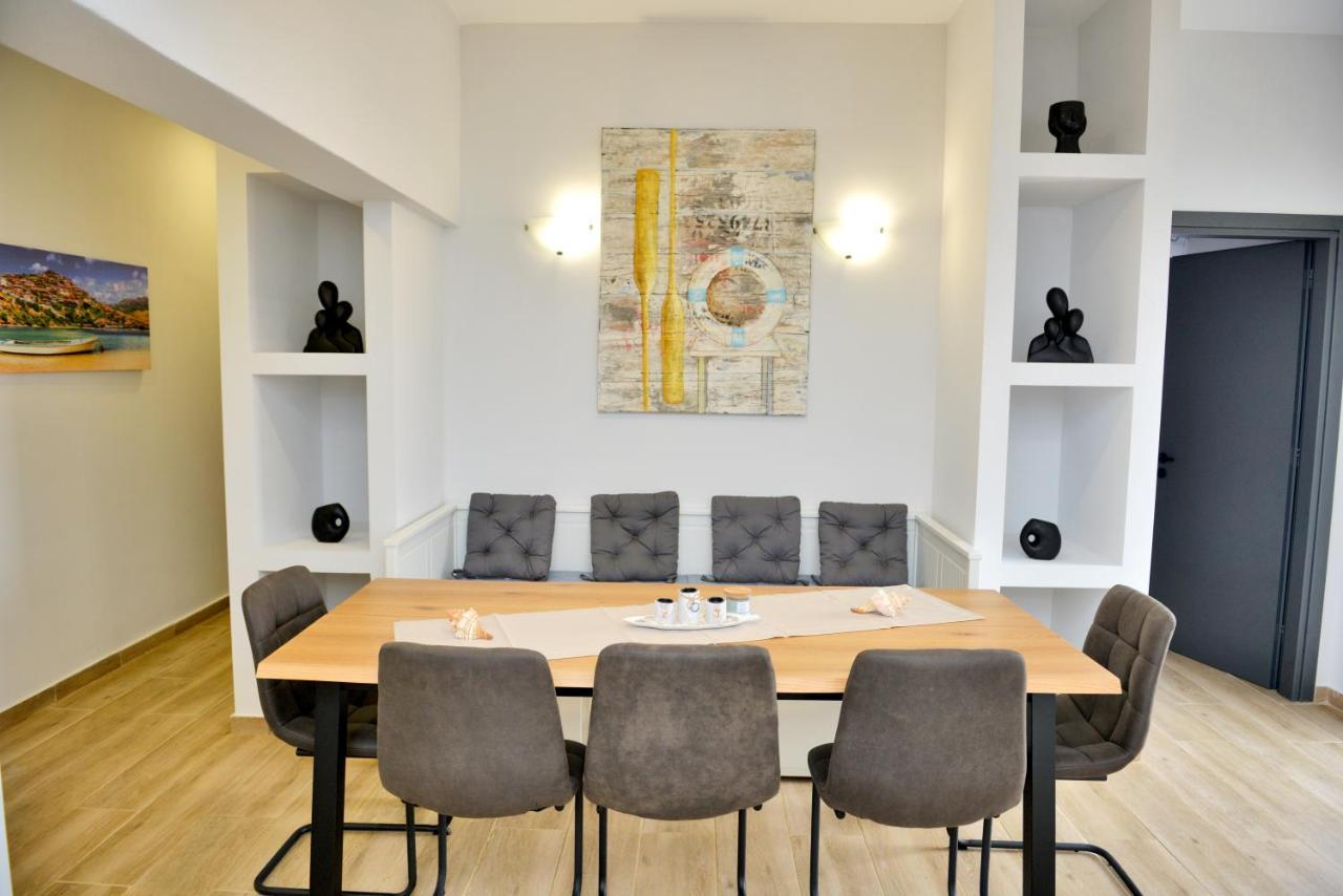 Exquisite 4-Bedroom Prestige Apartment Rhodes City Exterior photo